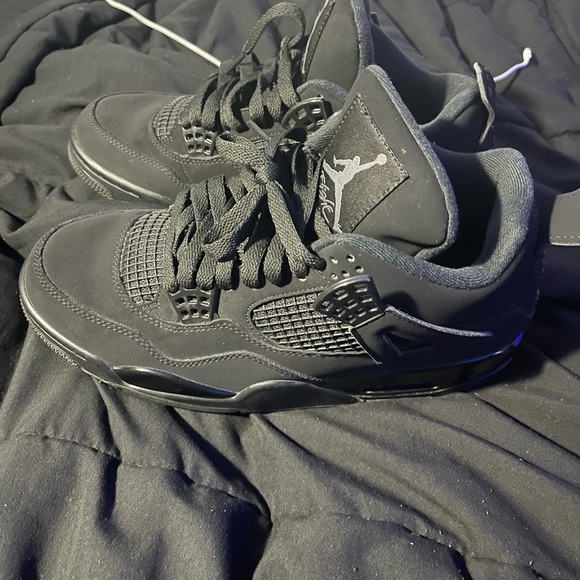 Jordan 4 Black Cat main image 5